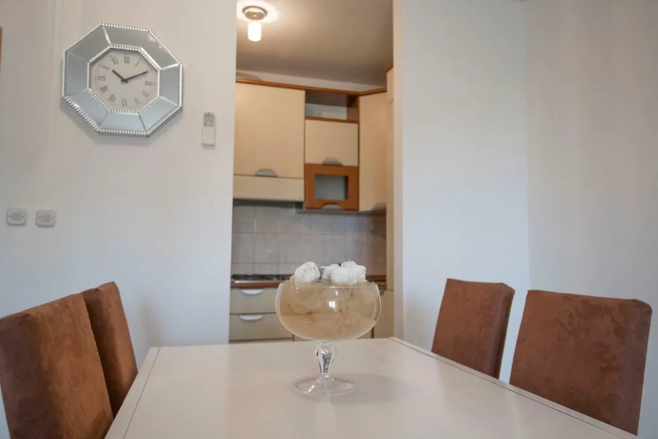 Comfortable Cozy Beach Apartment Split Croatia